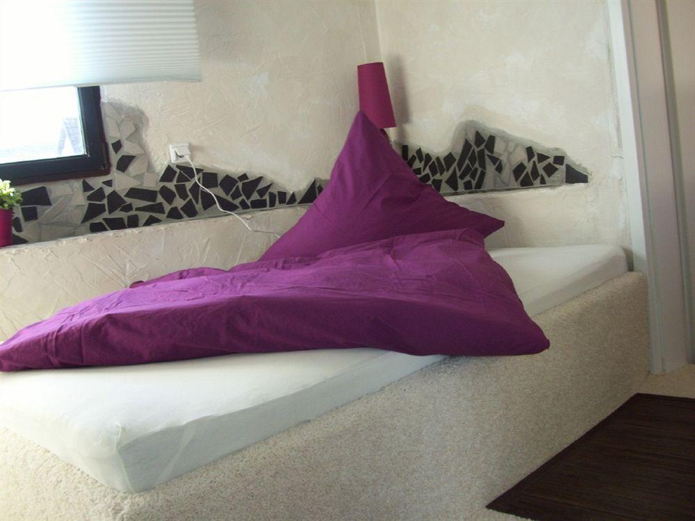 Fritzis Art Hotel Фильдерштадт Экстерьер фото