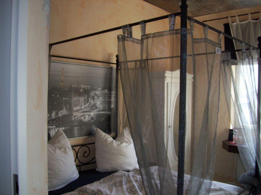Fritzis Art Hotel Фильдерштадт Экстерьер фото
